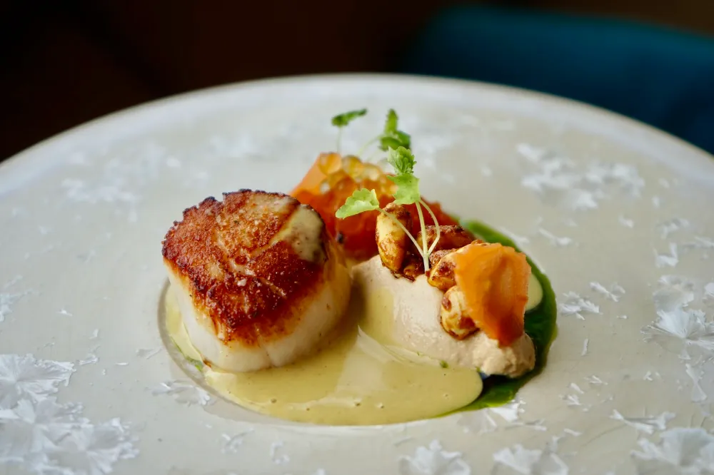 roots-2 Najlepsze restauracje w Bournemouth. Fine Dining i Nowoczesna Europa: Smaki dla Koneserów